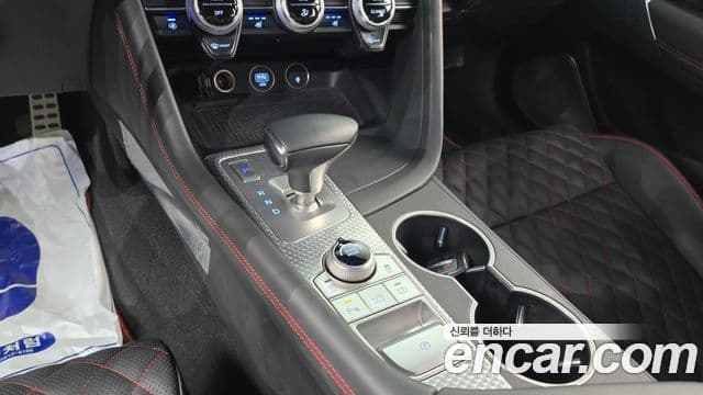 Genesis G70 2021 — ფოტო 10/20