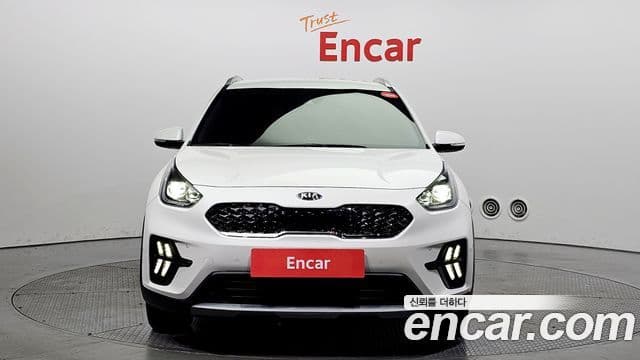 Kia Niro 2020 — Şəkil 10/20