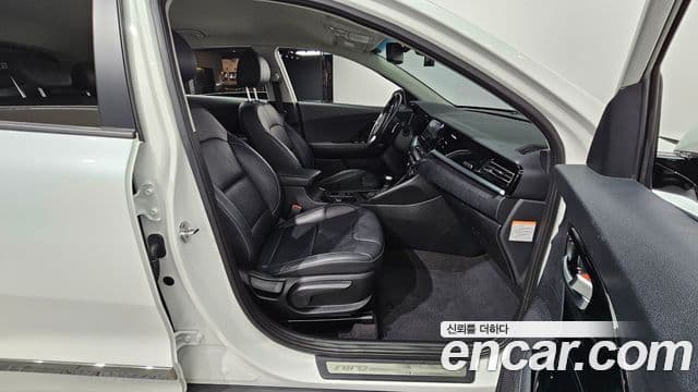 Kia Niro 2020 — Şəkil 3/20