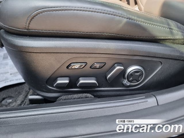 Hyundai Grandeur 2023 — Фото 14/20