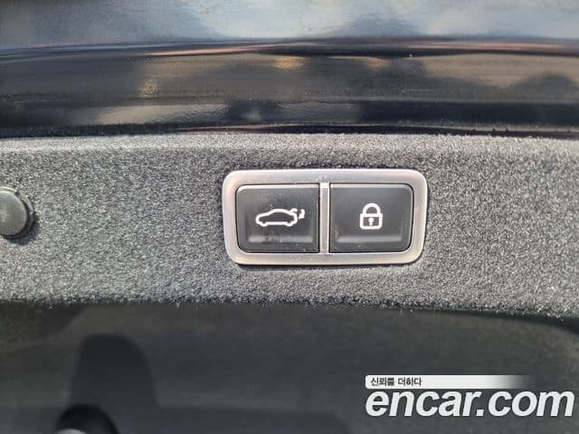 Hyundai Grandeur 2023 — Фото 16/20
