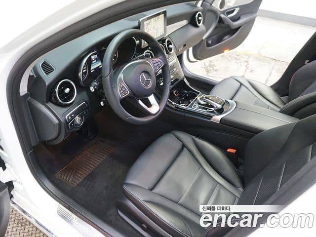 Mercedes-Benz C-Class 2018 — ფოტო 20/20
