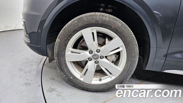 Audi Q5 2020 — Şəkil 5/20
