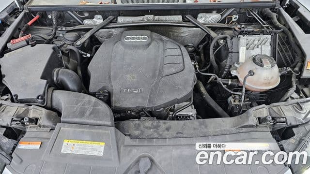 Audi Q5 2020 — Şəkil 6/20