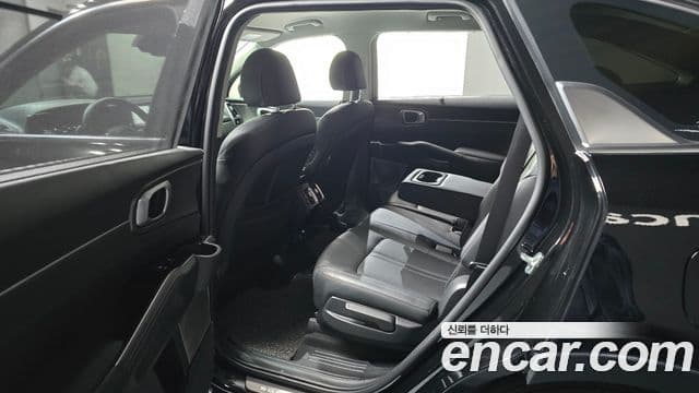 Kia Sorento 2020 — Фото 11/20