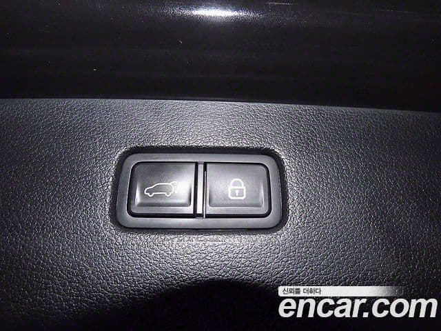 Genesis GV80 2021 — ფოტო 17/20