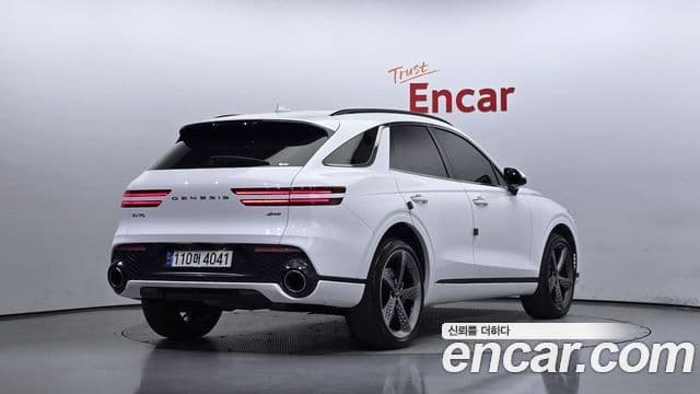 Genesis GV70 2021 — Şəkil 2/20