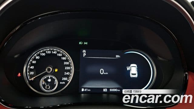 Genesis GV70 2021 — Şəkil 8/20