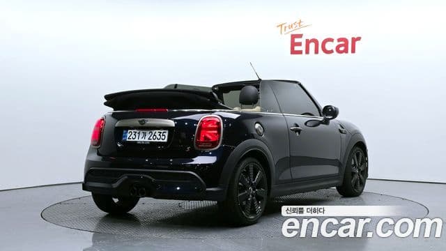 Mini Cooper S Convertible 2024 — ფოტო 2/20