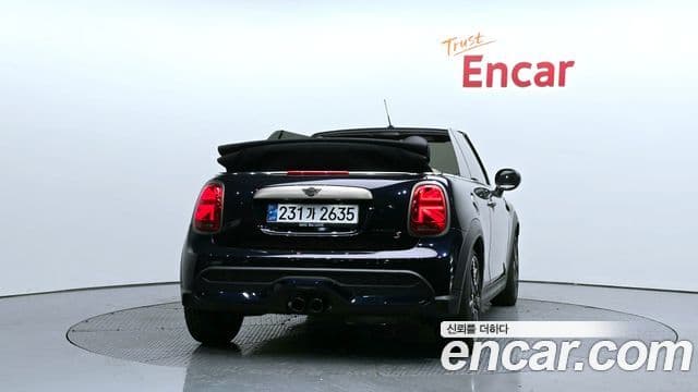 Mini Cooper S Convertible 2024 — ფოტო 4/20