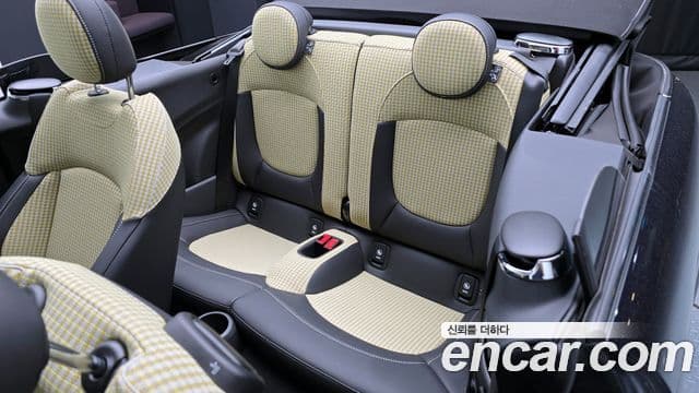 Mini Cooper S Convertible 2024 — ფოტო 12/20