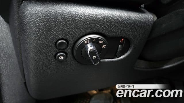 Mini Cooper S Convertible 2024 — ფოტო 17/20