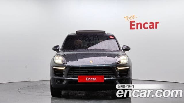 Porsche Macan 2018 — ფოტო 3/20