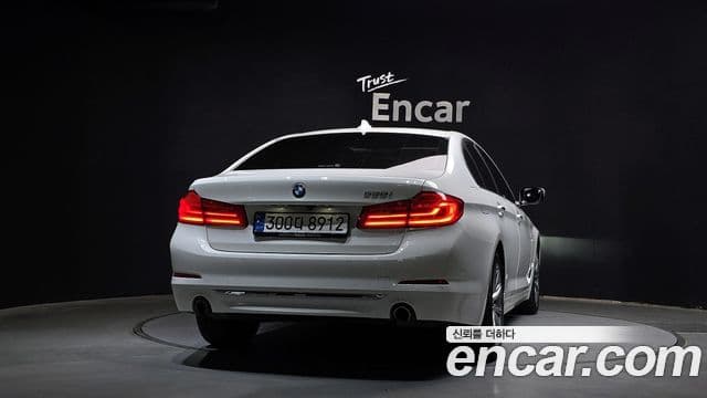 BMW 5 Series 2018 — Şəkil 4/20