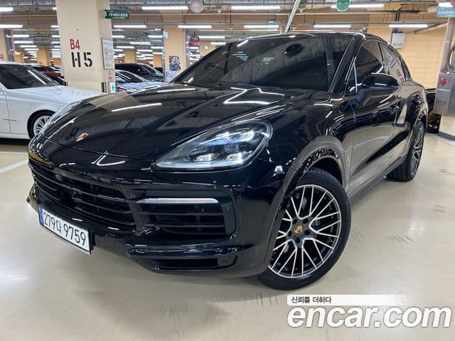 Porsche Cayenne 2021 — Photo 6/18