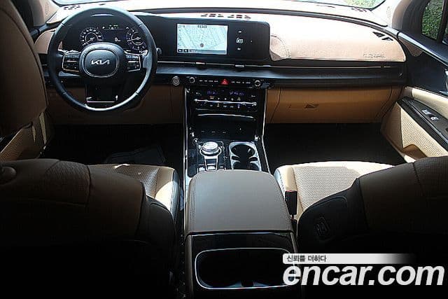 Kia Carnival 2023 — Şəkil 9/20