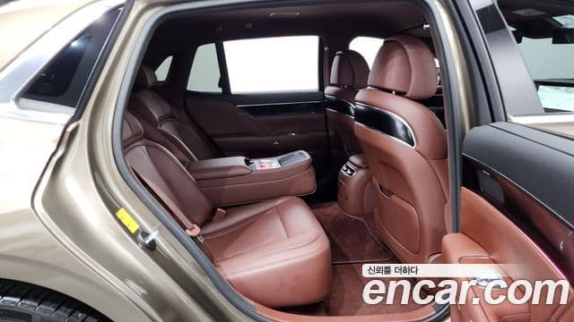 Genesis G90 2022 — ფოტო 17/20
