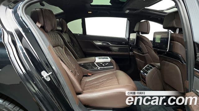 BMW 7 Series 2020 — Şəkil 12/20
