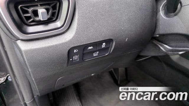 Kia Sorento 2022 — ფოტო 14/20