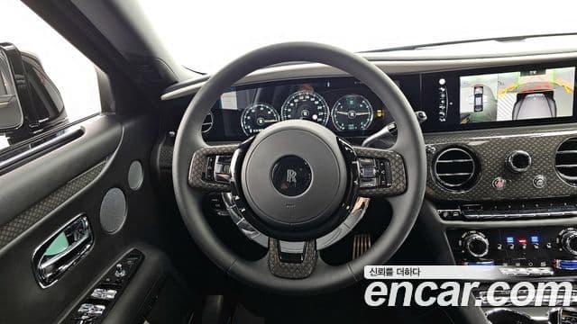 Rolls-Royce Ghost 2023 — ფოტო 13/20