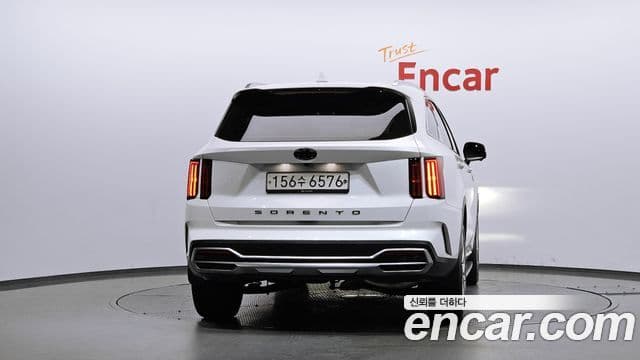 Kia Sorento 2020 — Фото 3/20