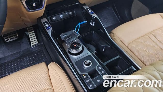 Kia Sorento 2020 — Фото 8/20