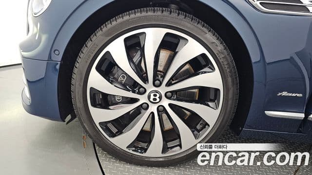 Bentley Flying Spur 2024 — Şəkil 5/20