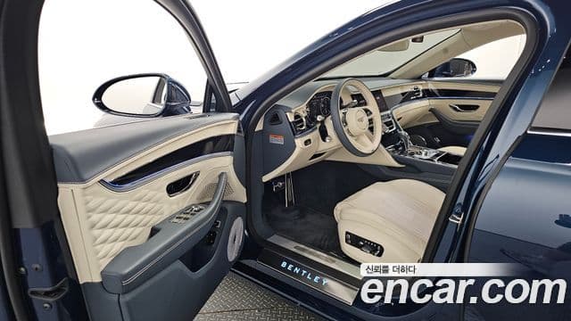 Bentley Flying Spur 2024 — Şəkil 10/20