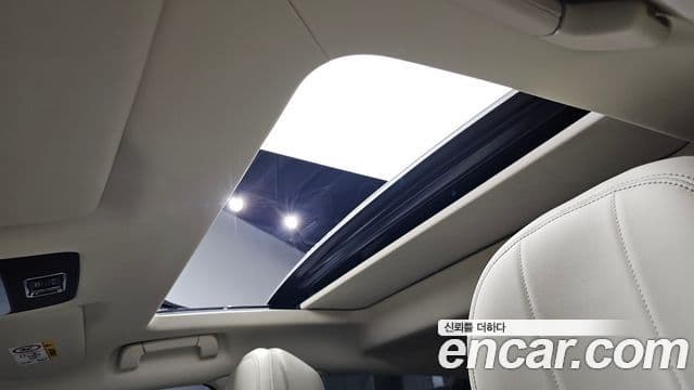 Bentley Flying Spur 2024 — Şəkil 19/20
