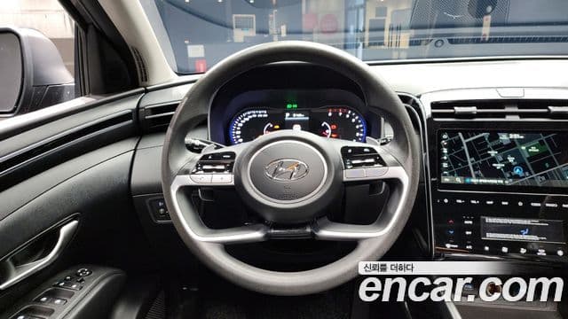 Hyundai Tucson Hybrid 2023 — Photo 6/20