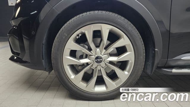 Kia Sorento 2023 — Şəkil 5/20