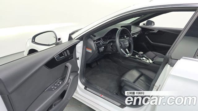 Audi A5 2021 — Şəkil 10/20