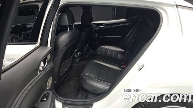 Kia Stinger 2020 — Şəkil 2/20