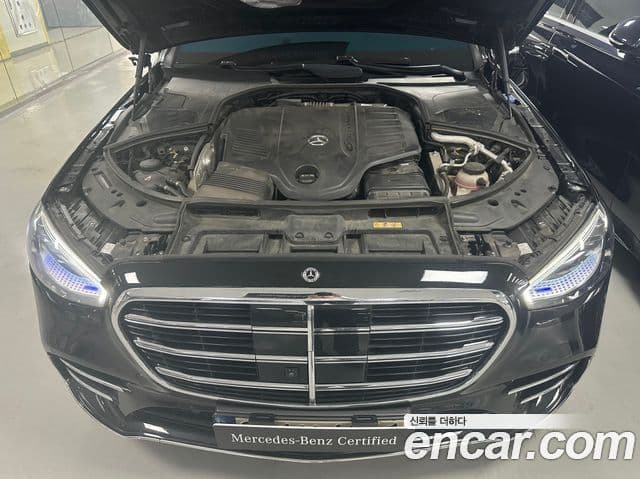 Mercedes-Benz S-Class 2023 — Фото 5/17
