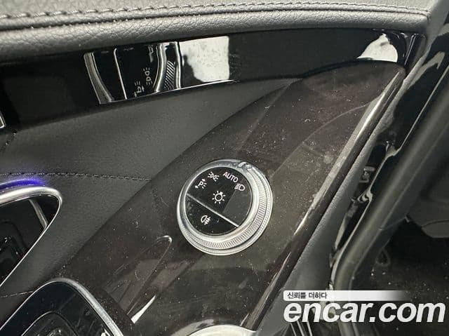 Mercedes-Benz S-Class 2023 — Фото 14/17