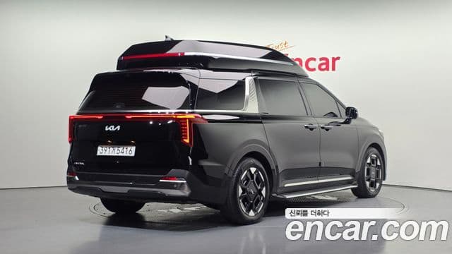 Kia Carnival 2024 — Şəkil 2/20