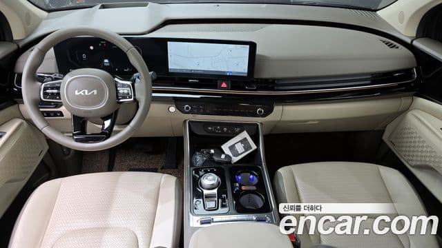 Kia Carnival 2024 — фото 7 из 20