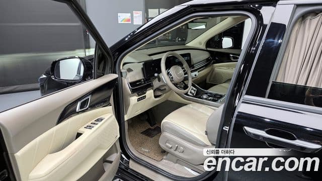 Kia Carnival 2024 — Şəkil 10/20