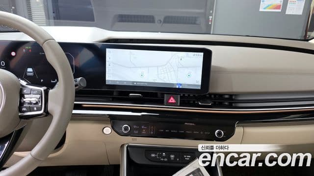 Kia Carnival 2024 — Şəkil 17/20