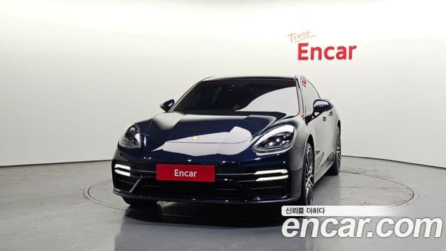 Porsche Panamera 2021 — ფოტო 3/20