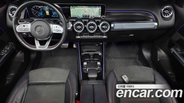 Mercedes-Benz GLB-Class 2020 — Şəkil 7/20