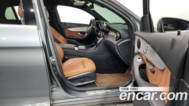 Mercedes-Benz GLC-Class 2020 — Şəkil 11/20