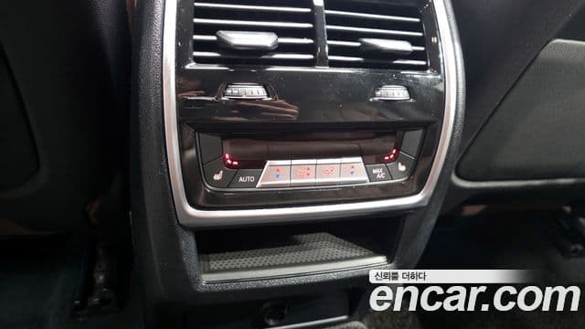 BMW X6 2023 — ფოტო 19/20