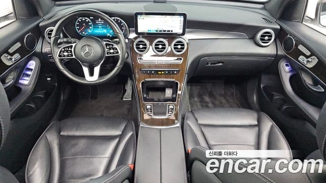 Mercedes-Benz GLC-Class 2020 — Photo 1/20