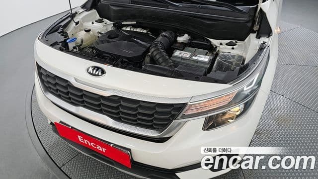 Kia Seltos 2020 — ფოტო 6/20