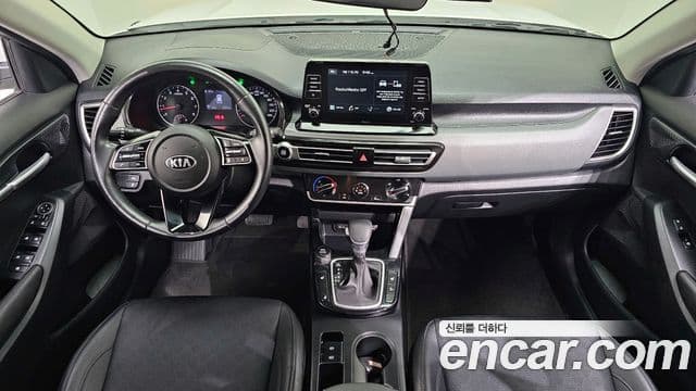 Kia Seltos 2020 — ფოტო 7/20