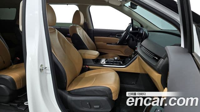 Kia Carnival 2020 — Şəkil 9/20