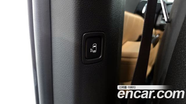Kia Carnival 2020 — Şəkil 19/20