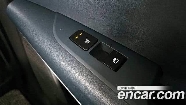 Kia Niro 2023 — Şəkil 19/20