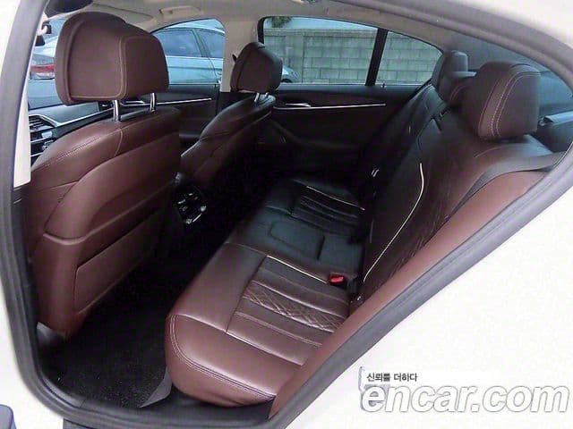 BMW 5 Series 2021 — ფოტო 9/20